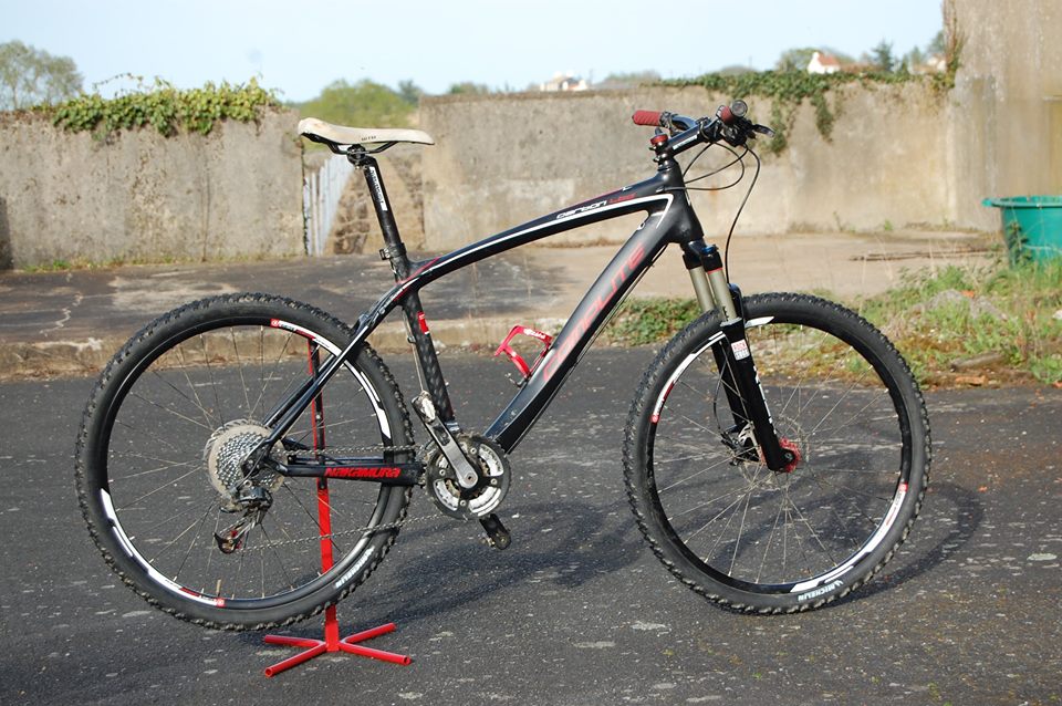 Nakamura Complite Carbon Ltd 2012